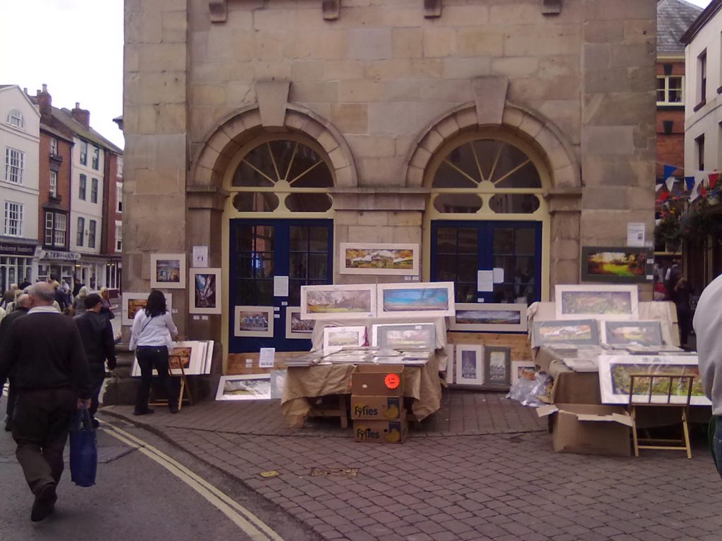 Another of Ludlow's Food Festivals with the roads closed. Gwendda the Witch Photographer