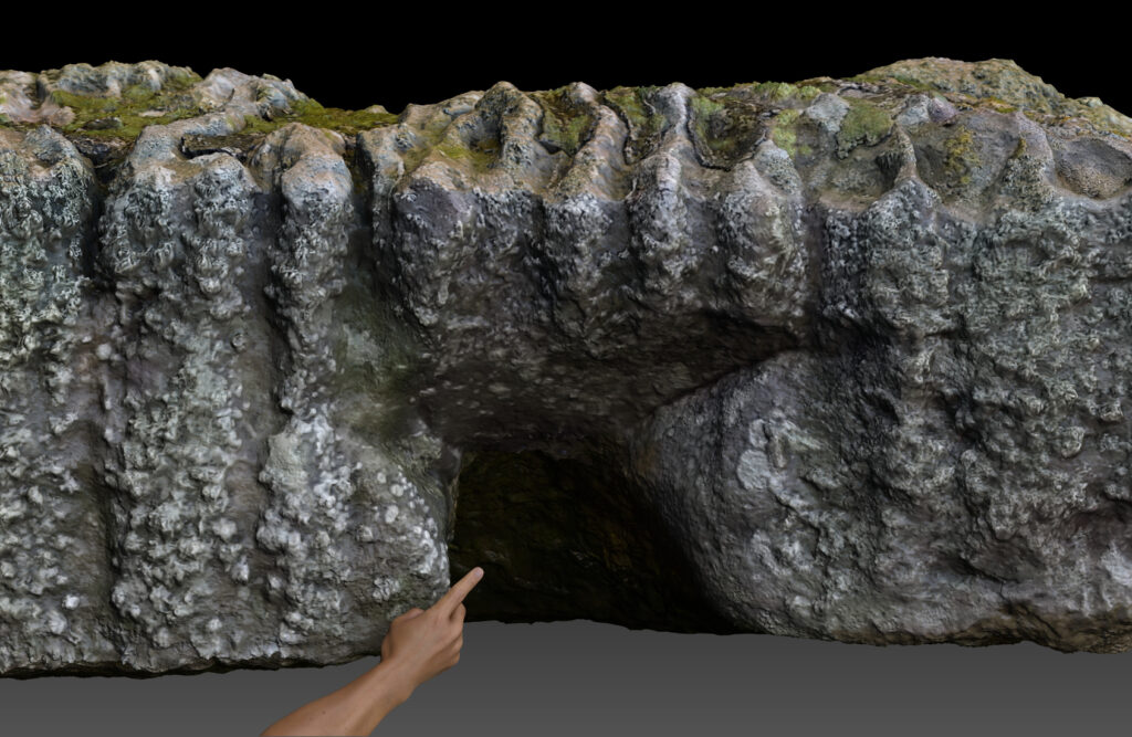 Stonehenge lintel 151 from Trilithon One model showing size of hole from front